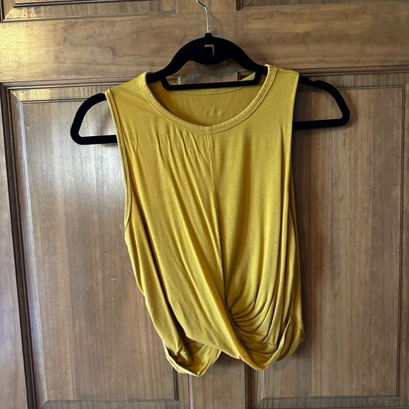 ALO Yoga Tops - Alo Yoga Tank